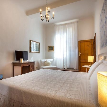 Classic Tuscany Apartments By Mmega Флоренція Екстер'єр фото